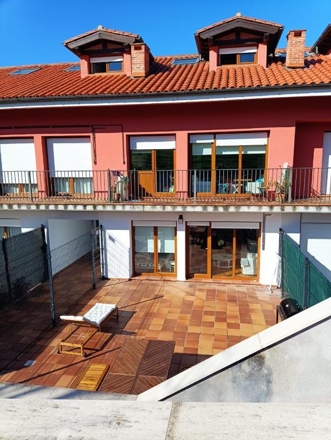 Apartamento Con Terraza Comillas Exterior photo