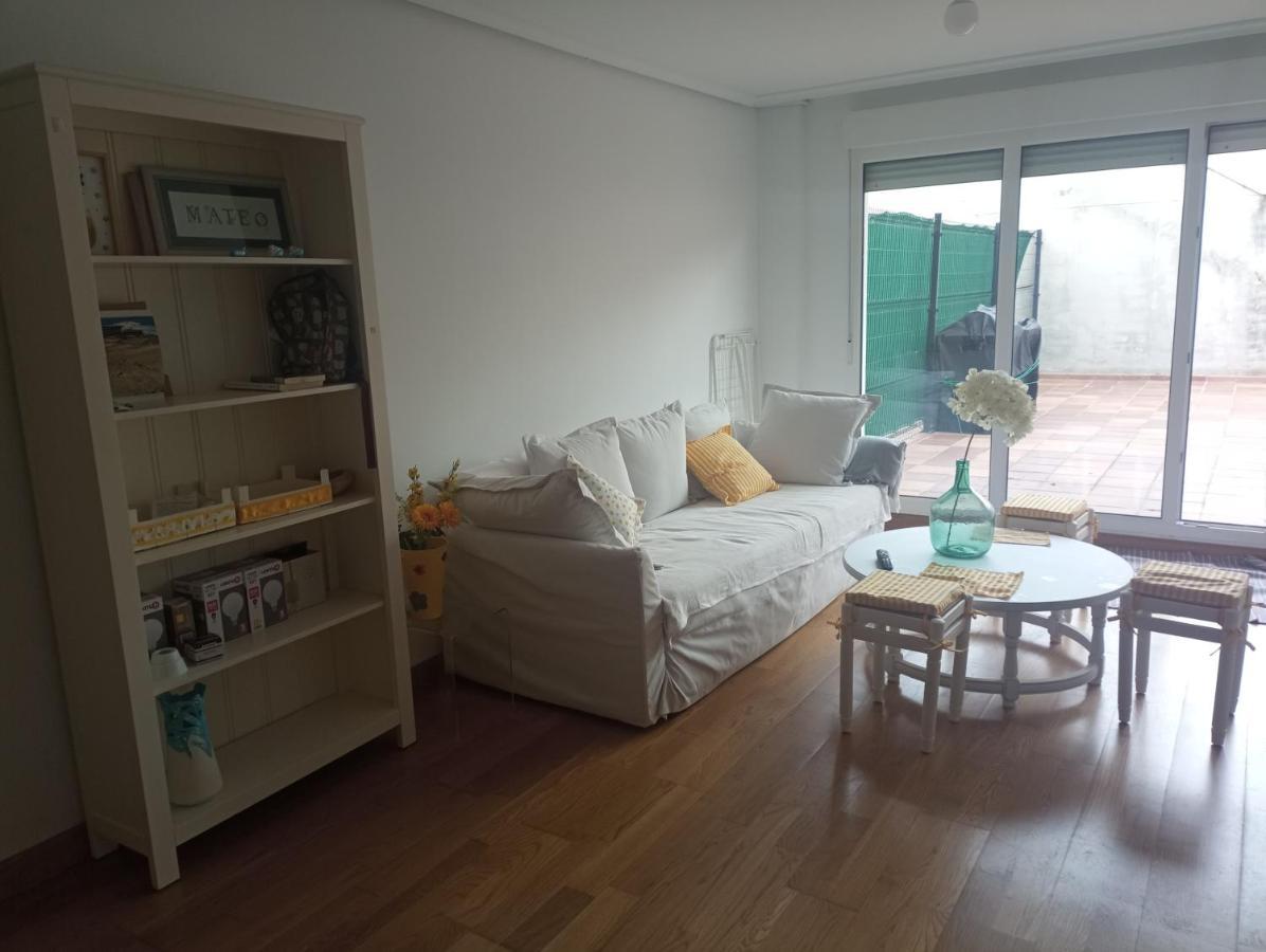 Apartamento Con Terraza Comillas Exterior photo