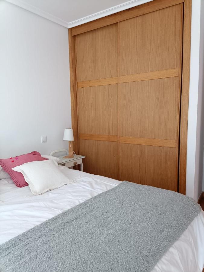 Apartamento Con Terraza Comillas Exterior photo
