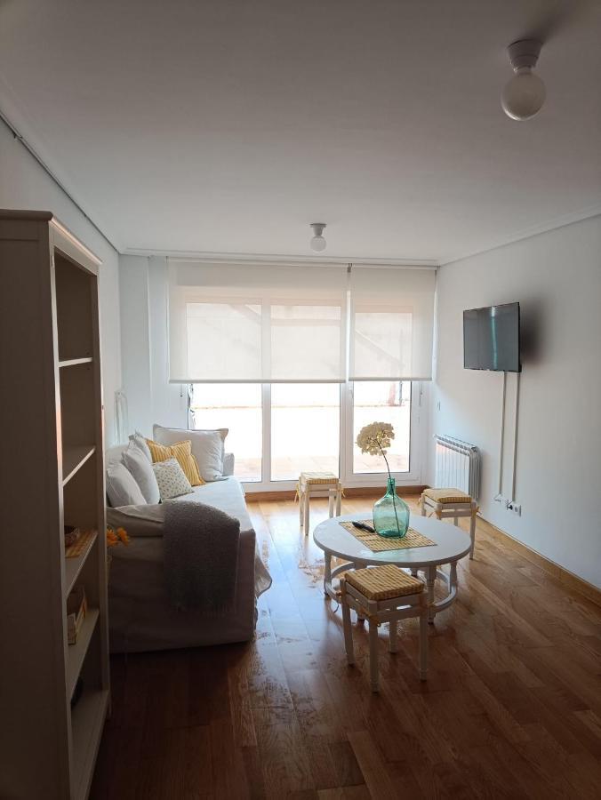 Apartamento Con Terraza Comillas Exterior photo